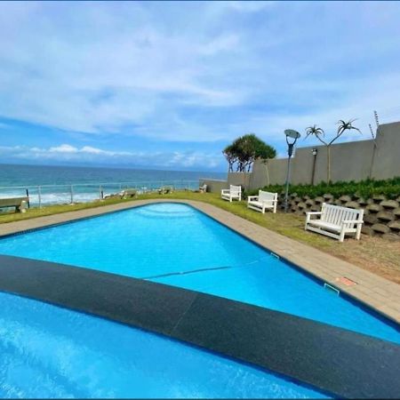 Whale Rock, Modern Beachfront Apartment Margate Zewnętrze zdjęcie