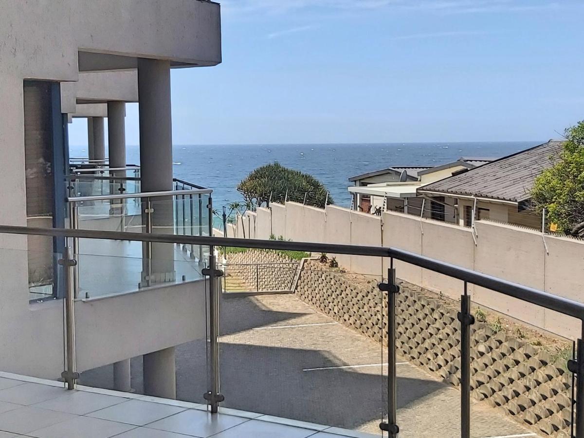 Whale Rock, Modern Beachfront Apartment Margate Zewnętrze zdjęcie
